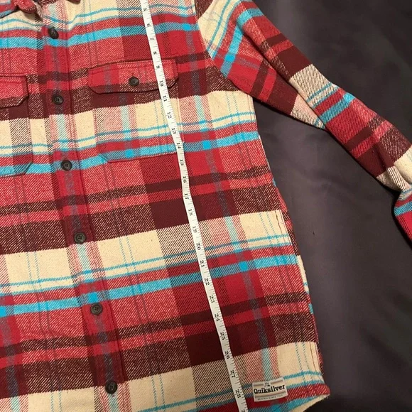 Quiksilver Red and Blue Plaid Men's Shirt - Picture 5 of 9